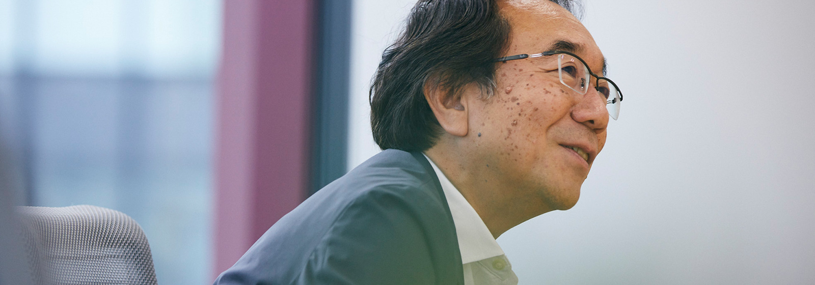 専用出品　会長兼CEO様 ネオス社長インタビュー | 新しいは、変化し続けること | TECMIRA